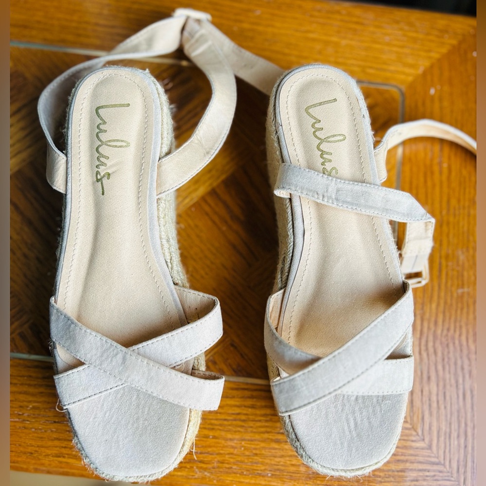 Lulu’s strap wedge sandal